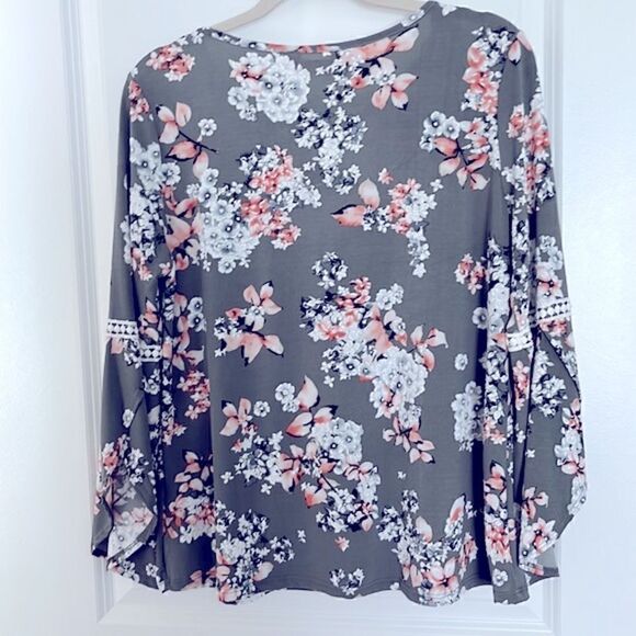 Amana Grey & Coral Floral Textured Split Tulip Sleeves - Picture 6 of 7